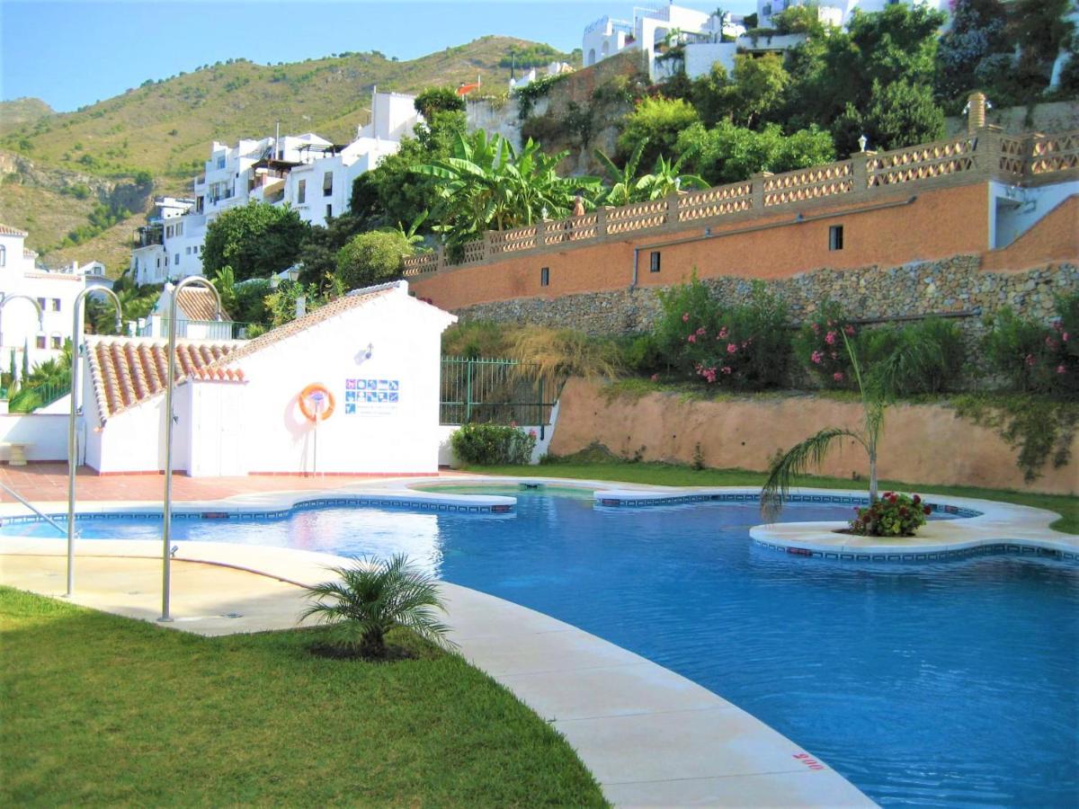Lovely 2 Bedroom Apartment With Sea View, Frigiliana Buitenkant foto